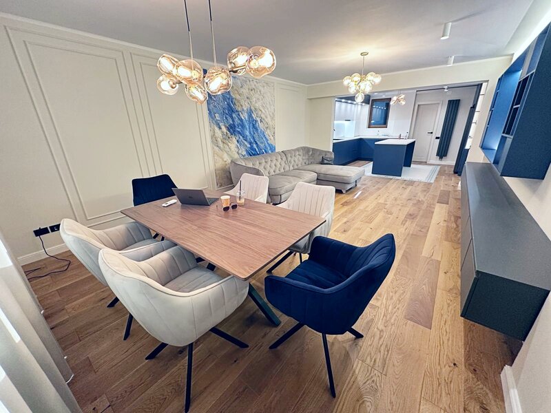 Aviatorilor, apartament 4 camere lux - Prima inchiriere