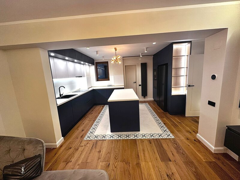 Aviatorilor, apartament 4 camere lux - Prima inchiriere