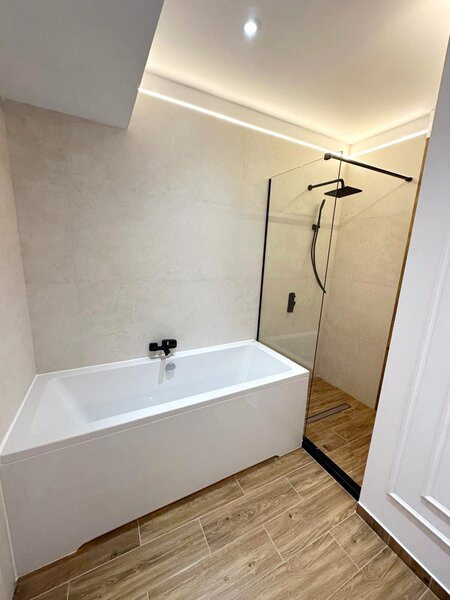 Aviatorilor, apartament 4 camere lux - Prima inchiriere