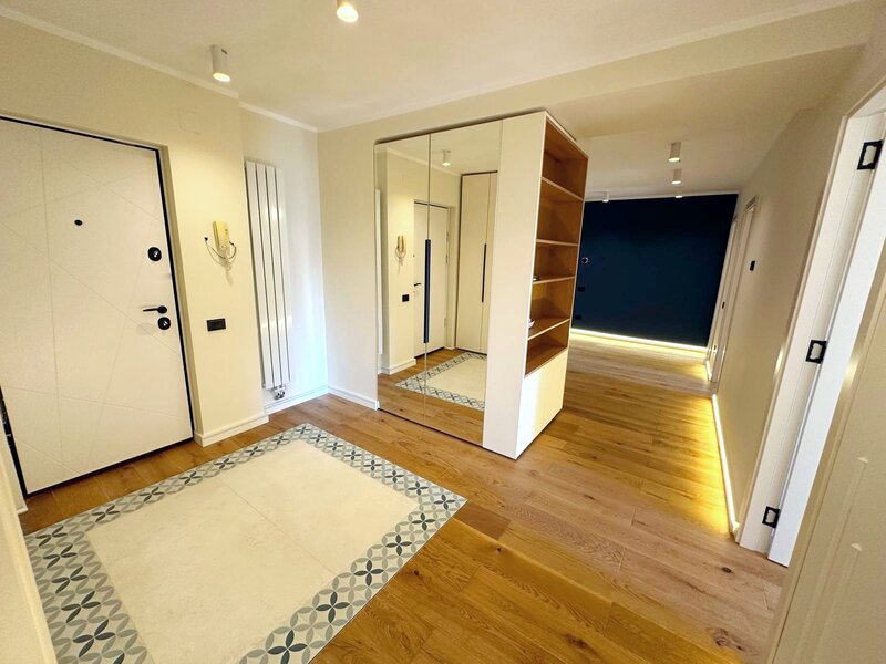 Aviatorilor, apartament 4 camere lux - Prima inchiriere